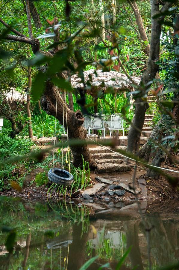 Amanvana Spa Resort, Coorg Кушалнаґар Екстер'єр фото